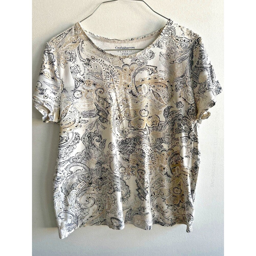 Croft Barrow Crew Tee S Paisley Cotton Black White Tan Boho Indie Hippie Casual